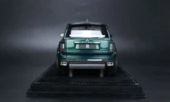 1/18 HH Model Rolls Royce Cullinan Green -Toy vehicles 1 14 30049.1629525561