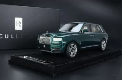 1/18 HH Model Rolls Royce Cullinan Green
