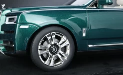 1/18 HH Model Rolls Royce Cullinan Green -Toy vehicles 1 9 80362.1629525489