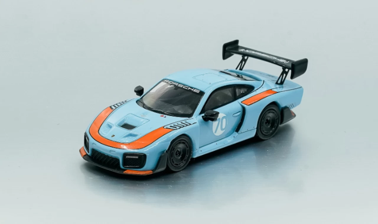 1/64 MINICHAMPS Porsche 935/19 (2020) GULF Design Diecast With Display Cover And Base 3 1/64 MINICHAMPS Porsche 935/19 (2020) GULF Design Diecast With Display Cover And Base