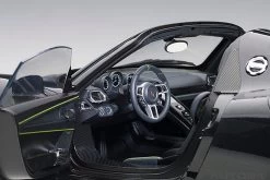 1/12 AUTOart Porsche 918 Spyder Weissach Package (Basaltschwarz Metallic Black) Diecast Car Model -Toy vehicles 12121i 62711.1654712737