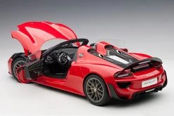 1/12 AUTOart Porsche 918 Spyder Weissach Package (Guards Red) Car Model -Toy vehicles 12122p.jpg 34997.1690654981