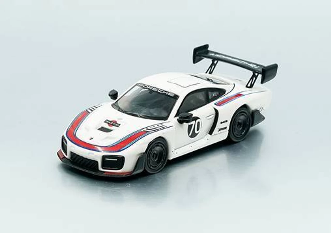 1/64 MINICHAMPS PORSCHE 935/19 (2020) - MARTINI RACING Diecast Car Model 3 1/64 MINICHAMPS PORSCHE 935/19 (2020) - MARTINI RACING Diecast Car Model