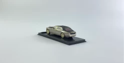 1/64 SMALLCARART Rolls-Royce Phantom 8 Frosted Black/Champagne Gold Diecast Car Model -Toy vehicles 2 2 79232.1619072935