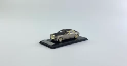 1/64 SMALLCARART Rolls-Royce Phantom 8 Frosted Black/Champagne Gold Diecast Car Model -Toy vehicles 2 4 02188.1619072933