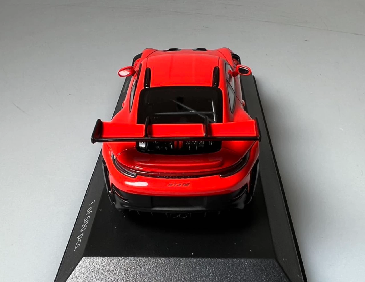 1/43 MINICHAMPS PORSCHE 911 (992) GT3RS - 2023 - RED W/ SILVER WHEELS & BLACK DÉCOR Diecast Car Model 8 1/43 MINICHAMPS PORSCHE 911 (992) GT3RS - 2023 - RED W/ SILVER WHEELS & BLACK DÉCOR Diecast Car Model - Image 6