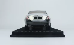 1/18 HH Model Rolls-Royce Ghost (Diamond Black & Silver) Resin Car Model -Toy vehicles 6 13 37006.1678611792