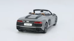 1/64 KENGFAI 2021 Audi R8 Grey Open Diecast Car Model -Toy vehicles 7 1 29722.1640521167