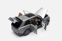 1/18 Dealer Edition Rolls-Royce RR Cullinan (Nardo Grey With Silver Hood) Fully Open Diecast Car Model -Toy vehicles IMG 3090 61145.1679718430