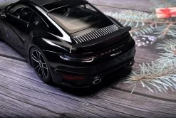 1/18 Dealer Edition 2020 2021 Porsche 911 Turbo S 992 (Black) Diecast Car Model -Toy vehicles IMG 3636 09449.1654703737