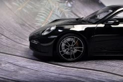 1/18 Dealer Edition 2020 2021 Porsche 911 Turbo S 992 (Black) Diecast Car Model -Toy vehicles IMG 3640 82615.1654703737