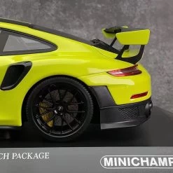 2018 Porsche 911 GT2RS (991.2) Weissach Package Bright Green With Carbon Stripes And Black Magnesium Wheels Limited Edition To 330 Pieces Worldwide 1/18 Diecast Model Car By Minichamps -Toy vehicles IMG 7560 06423.1634915250