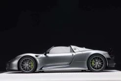 1/18 DM Porsche 918 (Grey) Resin Car Model -Toy vehicles Image 20230728091958 47820.1690561243