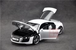 1/18 Kyosho Audi R8 V8 4.2 FSI White (Suzuka Grey) Diecast Model -Toy vehicles O1CN011SrtoaOuN0FoWE9 685292301 92291.1542837565