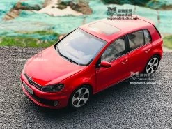 1/18 Dealer Edition Volkswagen VW Golf GTI VI 6 Four Door (Red) Diecast Car Model