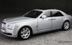1/18 KYOSHO ROLLS-ROYCE GHOST (Silver W/ Black Interior) Diecast Car Model