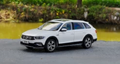 1/18 Dealer Edition Volkswagen VW C-Trek CTrek (White)