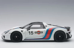 1/18 AUTOART PORSCHE 918 SPYDER WEISSACH PACKAGE (WHITE/MARTINI LIVERY) Diecast Model 77927 -Toy vehicles QQ20181111235421 45021.1623444989