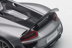 1/18 AUTOART PORSCHE 918 SPYDER WEISSACH PACKAGE (GT SILVER METALLIC/SILVER METALLIC) Diecast Model 77925 -Toy vehicles QQ20181112001136 66244.1542010494