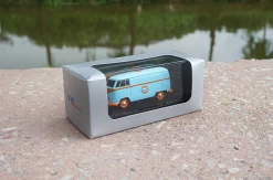 1/64 Dealer Edition Volkswagen VW T1 Bus Gulf Diecast Car Model -Toy vehicles QQ20181220000820 55357.1545293442