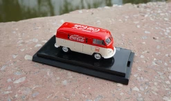 1/64 Dealer Edition Volkswagen VW T1 Bus (Coca Cola) Diecast Car Model -Toy vehicles QQ20181220002032 27241.1545294128