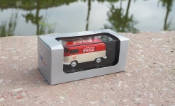 1/64 Dealer Edition Volkswagen VW T1 Bus (Coca Cola) Diecast Car Model -Toy vehicles QQ20181220002043 90152.1545294128