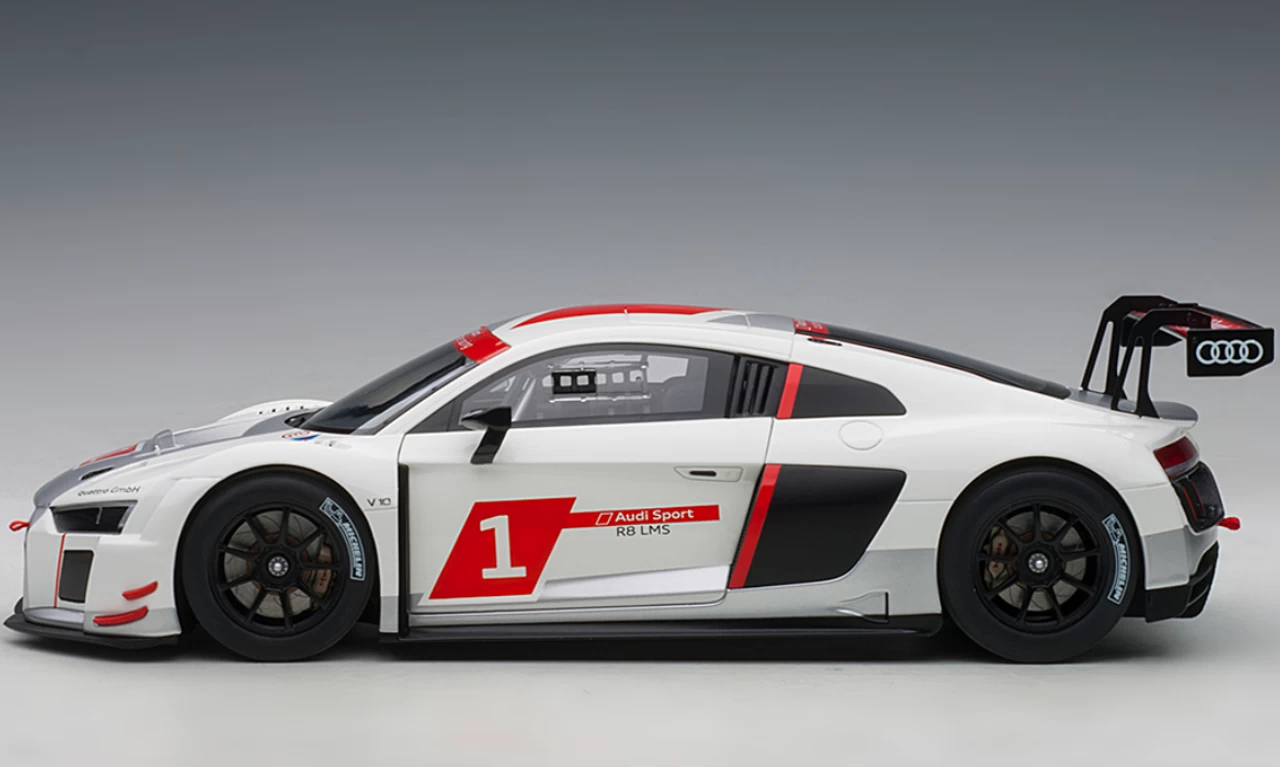 1/18 AUTOart 2016 Audi R8 LMS Geneva Presentation Car Car Model 5 1/18 AUTOart 2016 Audi R8 LMS Geneva Presentation Car Car Model - Image 3
