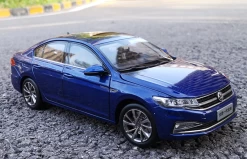 1/18 Dealer Edition 2019 / 2020 Volkwagen VW Bora (Blue) Diecast Car Model -Toy vehicles QQ20191022182023 24244.1571794005
