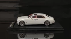 1/64 Rolls-Royce Phantom VIII 8th Generation (Pearl White) Car Model -Toy vehicles QQ20201108204023 53891.1654136919