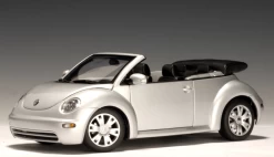 1/18 AUTOart Volkswagen VW New Beetle Cabriolet - Reflex Silver Metallic Diecast Car Model