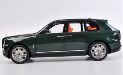 1/18 Dealer Edition Rolls-Royce RR Cullinan (Green) Fully Open Diecast Car Model -Toy vehicles QQ20210411130404 97204.1652308690