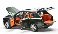 1/18 Dealer Edition Rolls-Royce RR Cullinan (Green) Fully Open Diecast Car Model -Toy vehicles QQ20210421203136 42078.1652308690