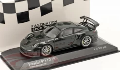1/43 Minichamps 2018 Porsche 911 (991.2) GT2 RS (British Racing Green With Silver Wheels) Car Model Limited 333 Pieces