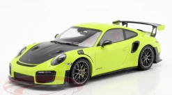 1/18 Minichamps 2018 Porsche 911 (991.2) GT2 RS (Light Green With Silver Wheels) Car Model