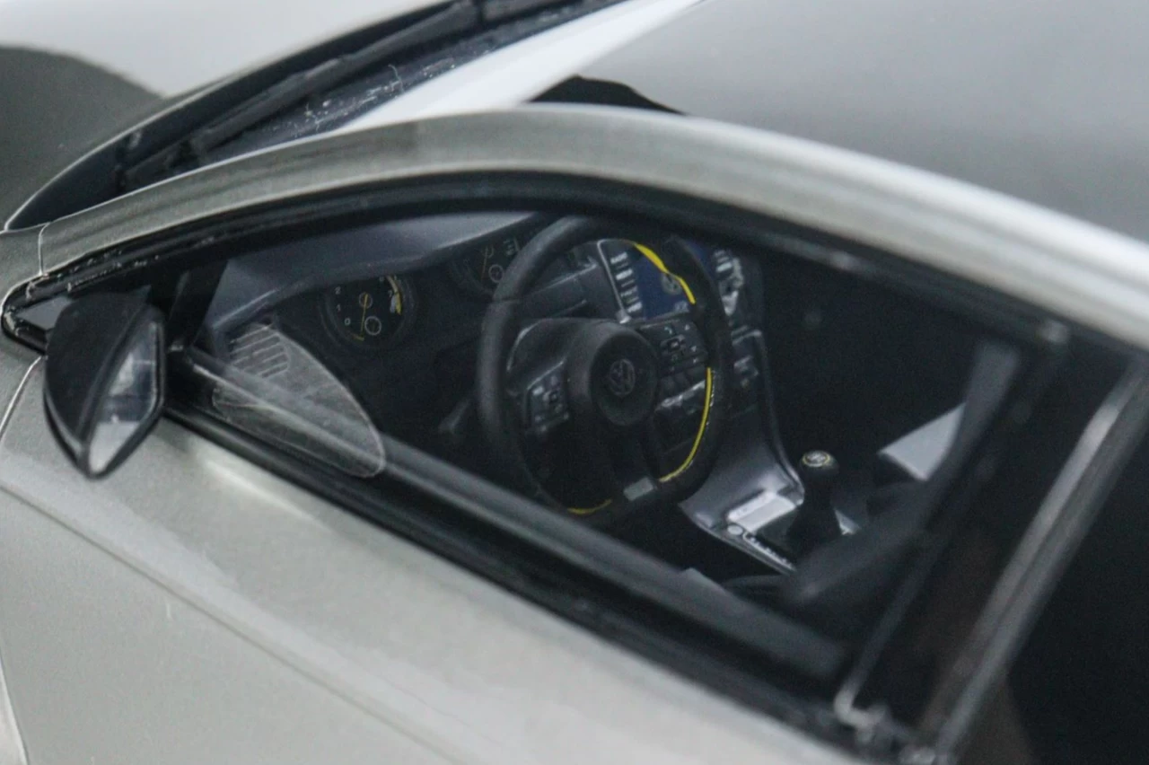 1/18 OTTO 2014 Volkswagen Golf A7 R400 Concept Glasurit MA141.80 Resin Car Model 8 1/18 OTTO 2014 Volkswagen Golf A7 R400 Concept Glasurit MA141.80 Resin Car Model - Image 6