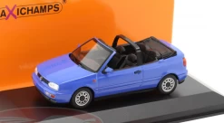 1/43 Minichamps 1997 Volkswagen VW Golf III Convertible (Blue) Car Model