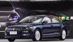 1/18 Dealer Edition 2011-2018 Volkswagen Passat (Dark Blue) Diecast Car Model