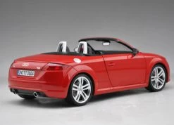 1/18 Audi Collection Dealer Edition Audi TT Coupe Convertible (Red) Diecast Car Model -Toy vehicles TB2282MipXXXXb4XpXXXXXXXXXX 15876449 94686.1530052355