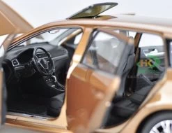 1/18 Dealer Edition 2015 Volkswagen VW Gran Lavida (Brown) -Toy vehicles TB2F30CgVXXXXbaXXXXXXXXXXXX 78933397 83385.1446713606