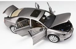 1/18 Kyosho Volkswagen VW Phaeton (Silver Grey) Diecast Car Model -Toy vehicles TB2MlQ fpXXXXbkXpXXXXXXXXXX 1737247097 06259.1543608342