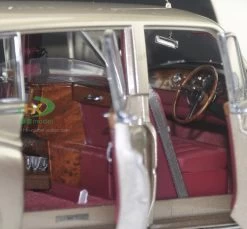 1/18 Dealer Edition 1967 Rolls-Royce Phantom V Hardtop (Gold / Champagne) Diecast Car Model -Toy vehicles TB2oUfgXVXXXXbtXXXXXXXXXXXX 78933397 zpsc75c1fcb 57829.1655077107