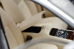 1/18 Kyosho Rolls-Royce Ghost (Jubilee Silver Blue) Diecast Car Model -Toy vehicles ky08801so 3 38011.1561427289