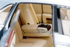 1/18 Kyosho Rolls-Royce Ghost (Jubilee Silver Blue) Diecast Car Model -Toy vehicles ky08801so 6 08379.1561427301