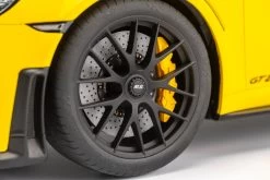 1/8 Minichamps 2018 Porsche 911 (991.2) GT2 RS (Racing Yellow) Resin Car Model Limited 99 Pieces -Toy vehicles porsche 911 9912 gt2 rs 2018 racing yellow 1 8 90628.1676788125