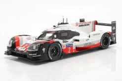 1/18 IXO Porsche 919 Hybrid #2 Winner 24h LeMans 2017 Bernhard, Hartley, Bamber Car Model