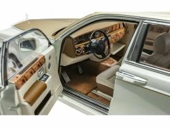 1/18 Kyosho Rolls-Royce Phantom Extended Wheelbase (EWB) (English White W/ Gold Hood) Diecast Car Model -Toy vehicles s l1600 2 68522.1606845184