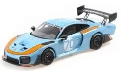 1/43 Dealer Edition Porsche 935/19 Based On 911 GT2 RS (Gulf Blue & Orange) Car Model